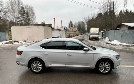 Skoda Superb III рестайлинг, 2017 год, 2 035 000 рублей, 4 фотография