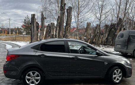 Hyundai Solaris II рестайлинг, 2013 год, 930 000 рублей, 6 фотография