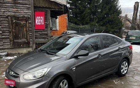 Hyundai Solaris II рестайлинг, 2013 год, 930 000 рублей, 3 фотография