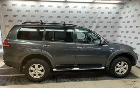 Mitsubishi Pajero Sport II рестайлинг, 2014 год, 1 749 000 рублей, 4 фотография