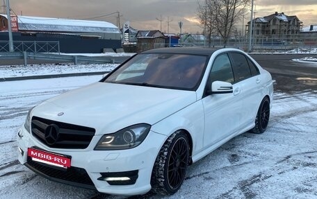 Mercedes-Benz C-Класс, 2012 год, 1 350 000 рублей, 2 фотография