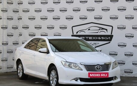 Toyota Camry, 2013 год, 1 690 000 рублей, 4 фотография