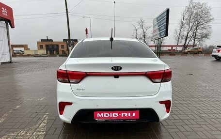 KIA Rio IV, 2018 год, 1 350 000 рублей, 7 фотография