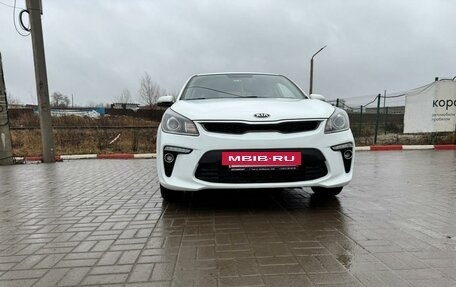 KIA Rio IV, 2018 год, 1 350 000 рублей, 8 фотография