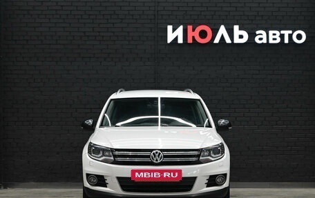 Volkswagen Tiguan I, 2013 год, 1 850 000 рублей, 2 фотография