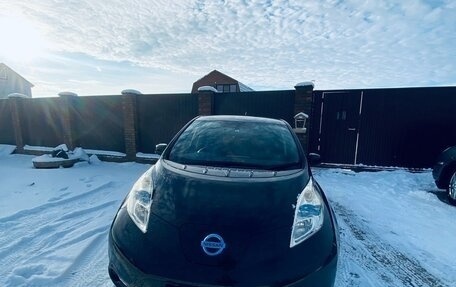 Nissan Leaf I, 2013 год, 1 300 000 рублей, 1 фотография