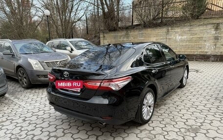 Toyota Camry, 2021 год, 3 300 000 рублей, 7 фотография