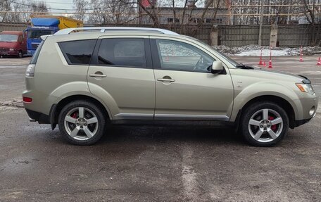 Mitsubishi Outlander III рестайлинг 3, 2007 год, 980 000 рублей, 4 фотография