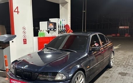 BMW 3 серия, 2001 год, 520 000 рублей, 2 фотография