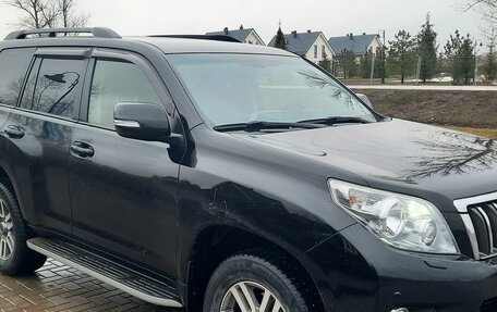 Toyota Land Cruiser Prado 150 рестайлинг 2, 2013 год, 3 800 000 рублей, 3 фотография