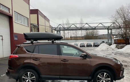 Toyota RAV4, 2017 год, 2 690 000 рублей, 3 фотография