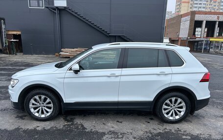 Volkswagen Tiguan II, 2018 год, 2 200 000 рублей, 4 фотография