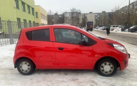 Chevrolet Spark III, 2011 год, 510 000 рублей, 4 фотография