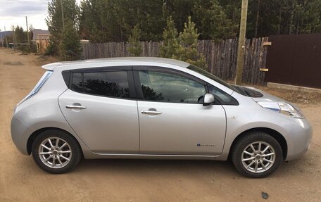 Nissan Leaf I, 2013 год, 1 050 000 рублей, 3 фотография