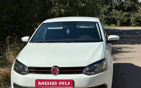 Volkswagen Polo VI (EU Market), 2014 год, 725 000 рублей, 3 фотография