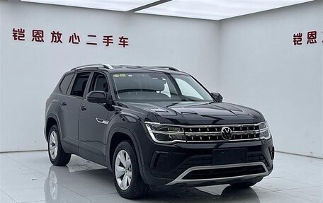 Volkswagen Teramont I, 2021 год, 3 700 014 рублей, 2 фотография