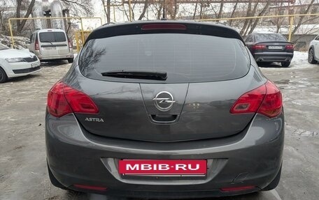 Opel Astra J, 2010 год, 760 000 рублей, 5 фотография