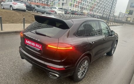 Porsche Cayenne III, 2017 год, 5 990 000 рублей, 3 фотография