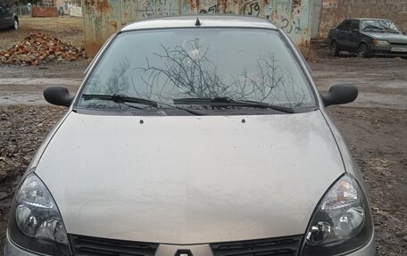 Renault Symbol I, 2004 год, 400 000 рублей, 2 фотография