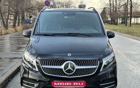 Mercedes-Benz V-Класс, 2021 год, 7 990 000 рублей, 2 фотография