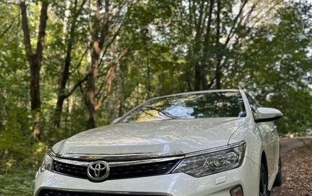 Toyota Camry, 2018 год, 2 550 000 рублей, 2 фотография