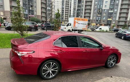 Toyota Camry, 2017 год, 2 180 000 рублей, 4 фотография