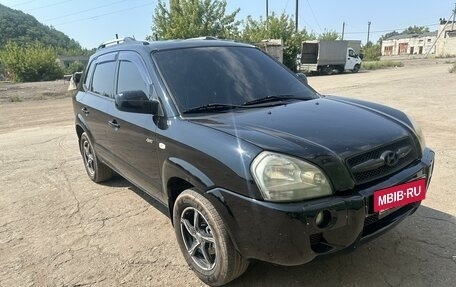 Hyundai Tucson III, 2005 год, 800 000 рублей, 2 фотография