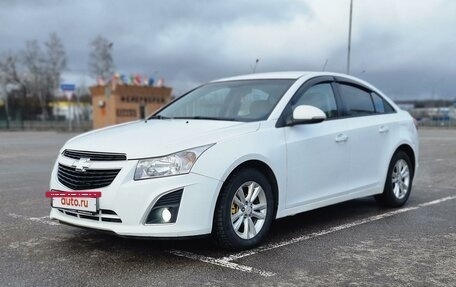 Chevrolet Cruze II, 2014 год, 1 119 000 рублей, 2 фотография