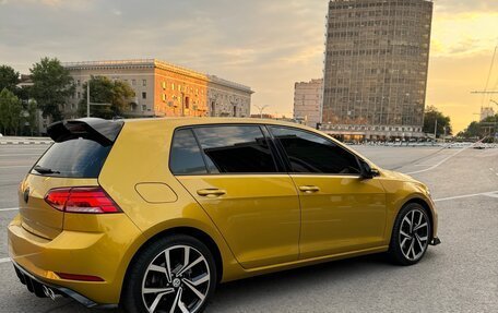 Volkswagen Golf VII, 2018 год, 2 050 000 рублей, 3 фотография