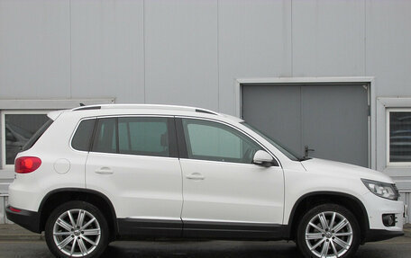 Volkswagen Tiguan I, 2012 год, 1 975 000 рублей, 2 фотография