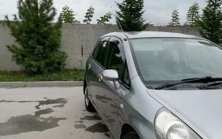 Honda Fit III, 2006 год, 650 000 рублей, 2 фотография