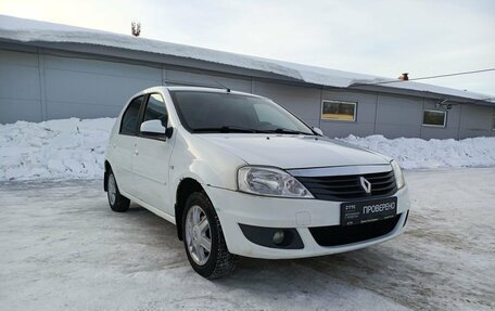 Renault Logan I, 2013 год, 489 000 рублей, 3 фотография