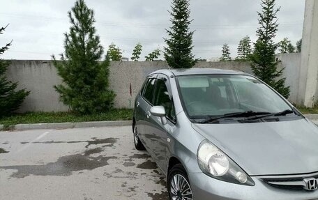 Honda Fit III, 2006 год, 650 000 рублей, 4 фотография