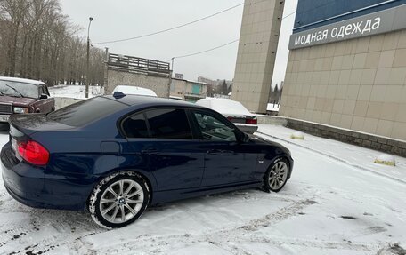 BMW 3 серия, 2011 год, 980 000 рублей, 4 фотография