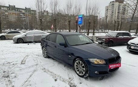 BMW 3 серия, 2011 год, 980 000 рублей, 2 фотография