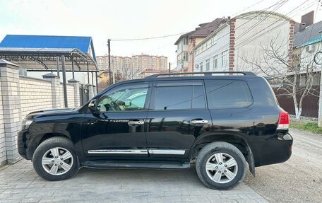 Toyota Land Cruiser 200, 2010 год, 3 600 000 рублей, 3 фотография