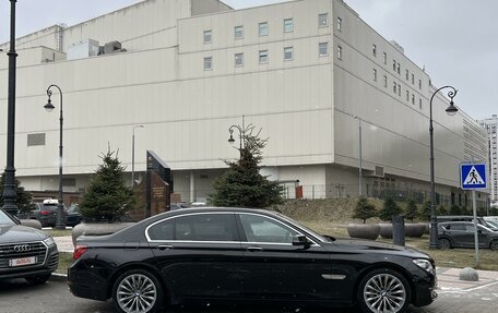 BMW 7 серия, 2013 год, 2 700 000 рублей, 3 фотография