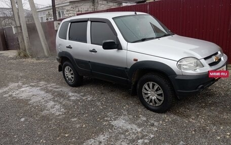 Chevrolet Niva I рестайлинг, 2008 год, 385 000 рублей, 2 фотография