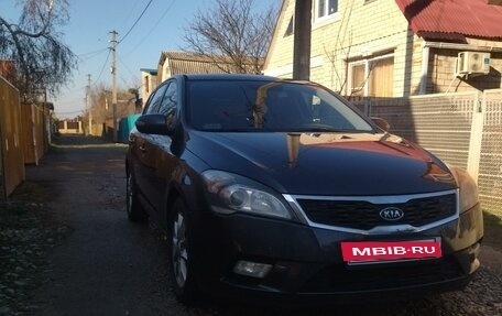 KIA cee'd I рестайлинг, 2010 год, 800 000 рублей, 2 фотография