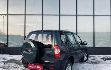 Chevrolet Niva I рестайлинг, 2011 год, 709 500 рублей, 5 фотография