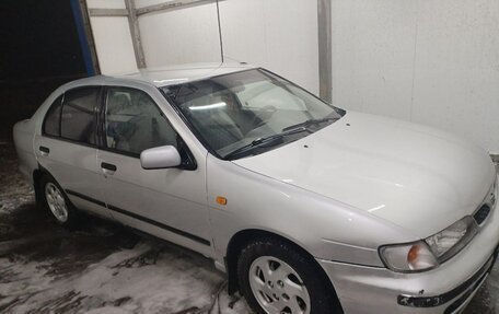 Nissan Almera, 1999 год, 310 000 рублей, 2 фотография