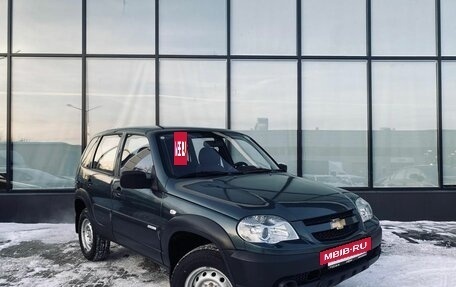 Chevrolet Niva I рестайлинг, 2011 год, 709 500 рублей, 7 фотография