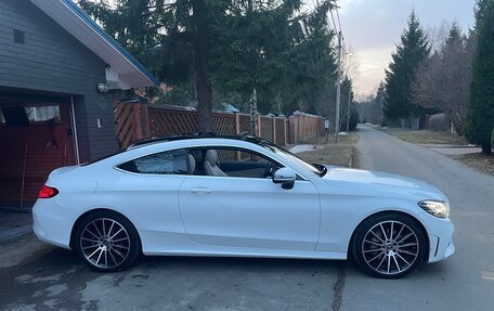 Mercedes-Benz C-Класс, 2019 год, 4 499 999 рублей, 3 фотография