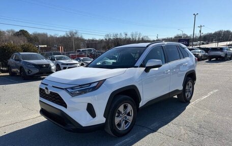 Toyota RAV4, 2023 год, 4 680 000 рублей, 2 фотография