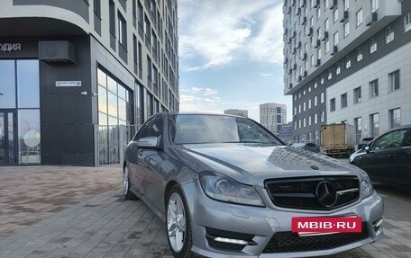 Mercedes-Benz C-Класс, 2011 год, 1 750 000 рублей, 5 фотография