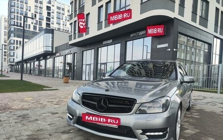 Mercedes-Benz C-Класс, 2011 год, 1 750 000 рублей, 4 фотография