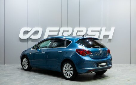 Opel Astra J, 2013 год, 949 000 рублей, 2 фотография