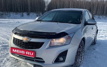 Chevrolet Cruze II, 2013 год, 820 000 рублей, 2 фотография