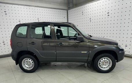 Chevrolet Niva I рестайлинг, 2016 год, 735 000 рублей, 4 фотография