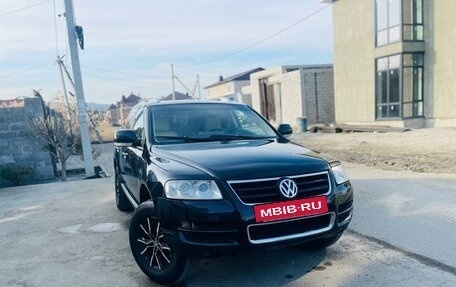 Volkswagen Touareg III, 2006 год, 1 200 000 рублей, 2 фотография